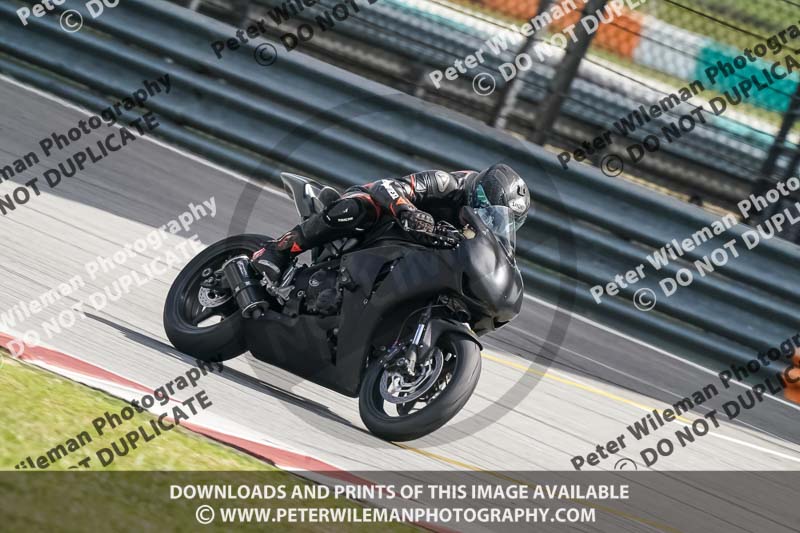 Sepang;event digital images;motorbikes;no limits;peter wileman photography;trackday;trackday digital images